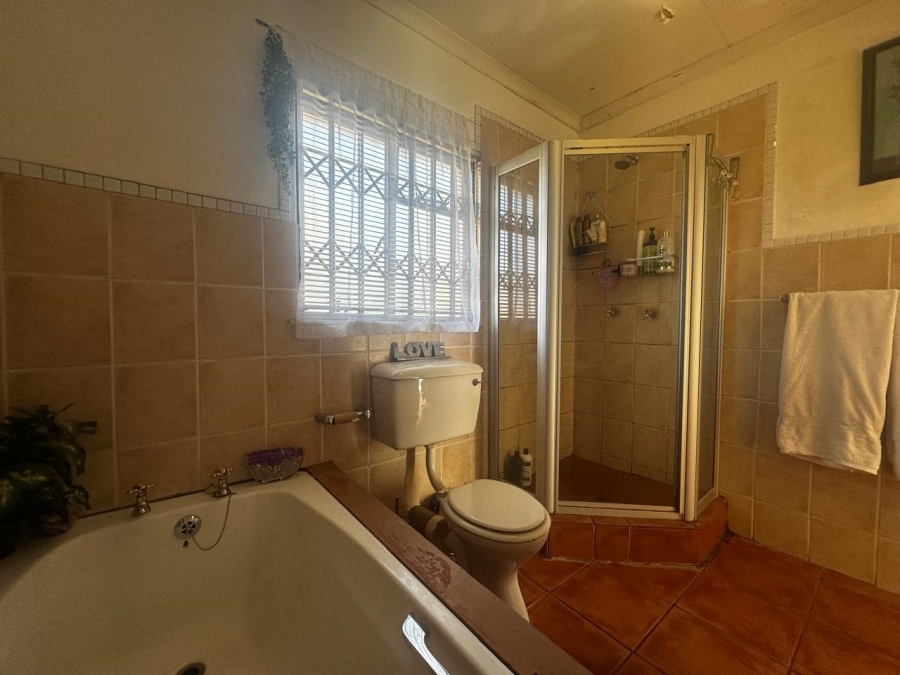 3 Bedroom Property for Sale in Pellissier Free State